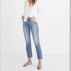 The Petite Perfect Vintage Jean in Ainsworth Wash AF715
